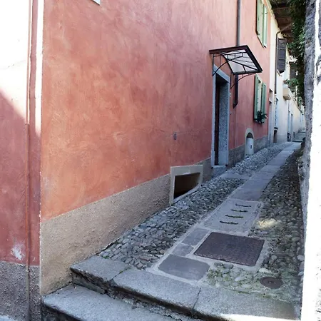 Casa Maria Giulia - Lovely With Garden Apartment Cannero Riviera