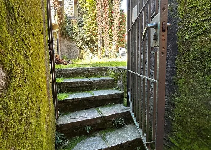 Casa Maria Giulia - Lovely With Garden Apartment Cannero Riviera